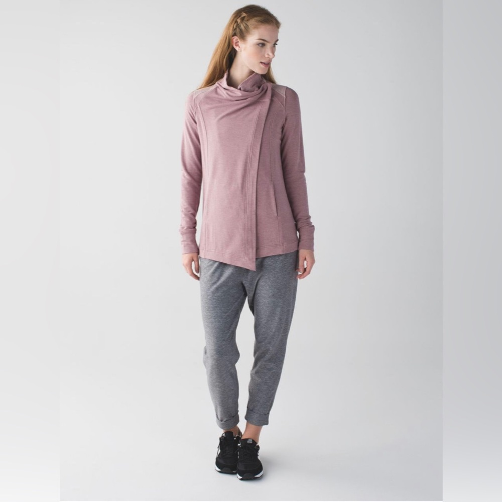 Lululemon Coast Wrap size 12